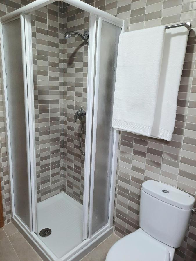 Apartamentos Clavero 10 Пласенсия Екстериор снимка